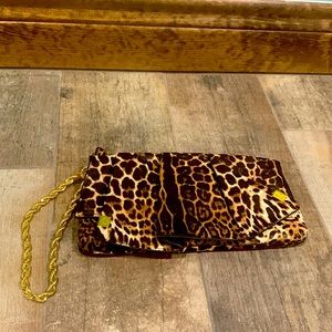 Leopard clutch bag